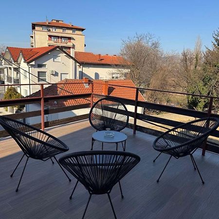 Moms House Hotel Golubac Bagian luar foto