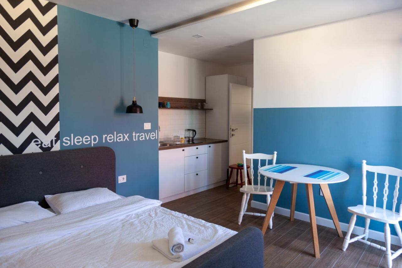 Moms House Hotel Golubac Bagian luar foto
