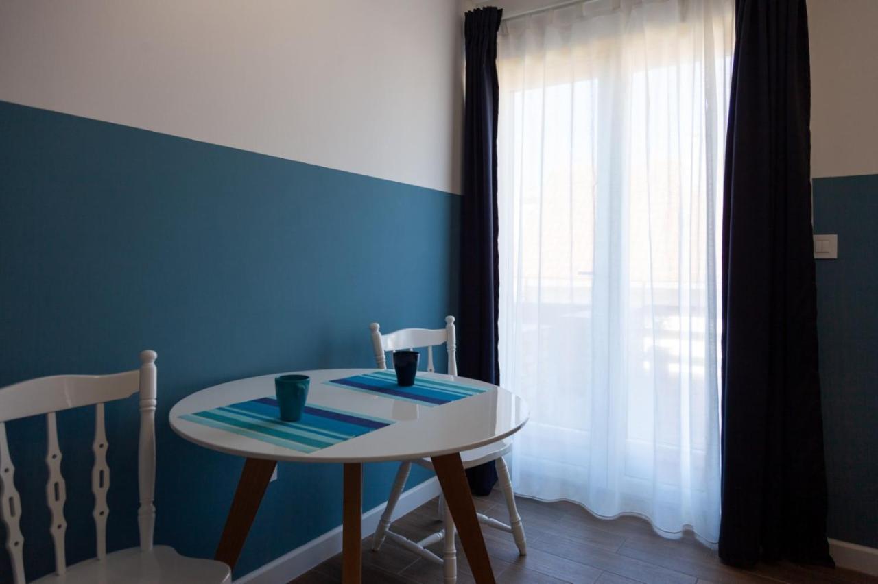 Moms House Hotel Golubac Bagian luar foto