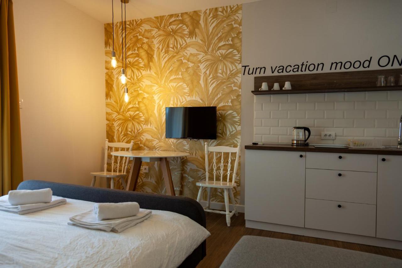 Moms House Hotel Golubac Bagian luar foto
