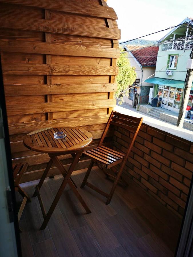 Moms House Hotel Golubac Bagian luar foto