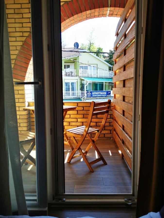 Moms House Hotel Golubac Bagian luar foto
