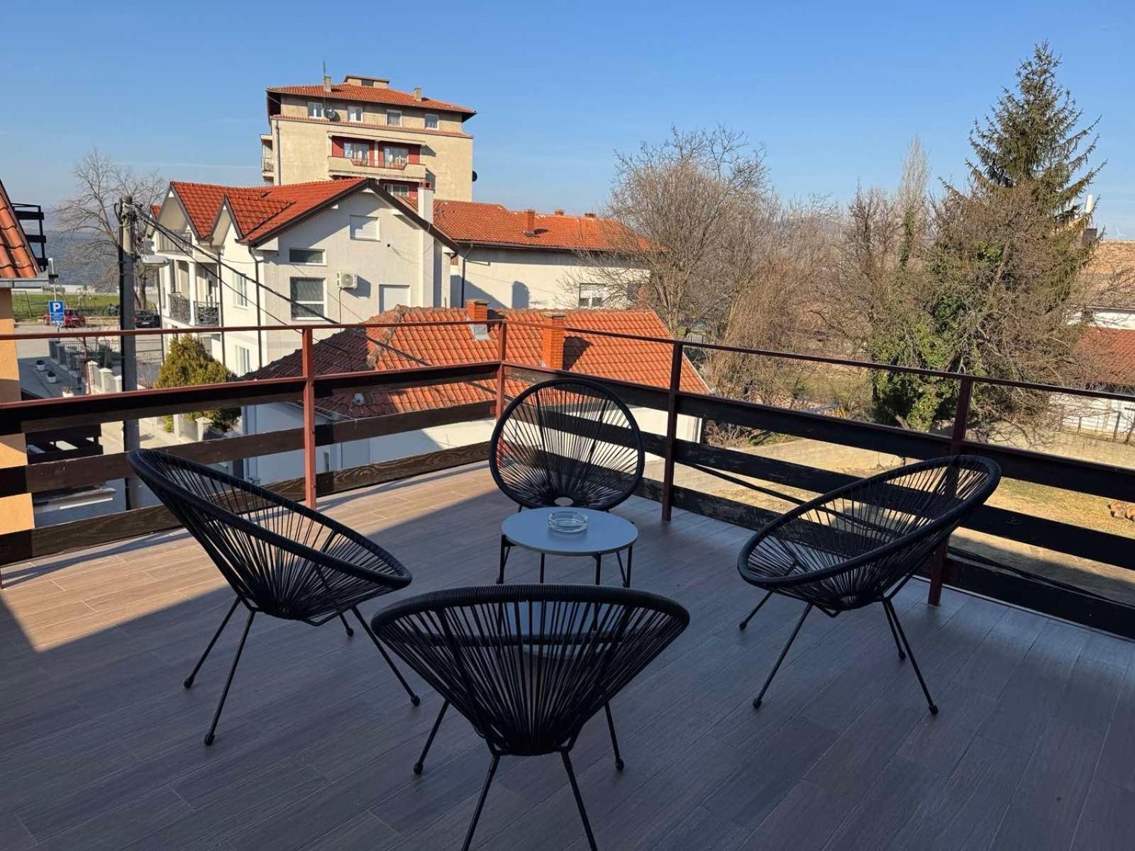 Moms House Hotel Golubac Bagian luar foto