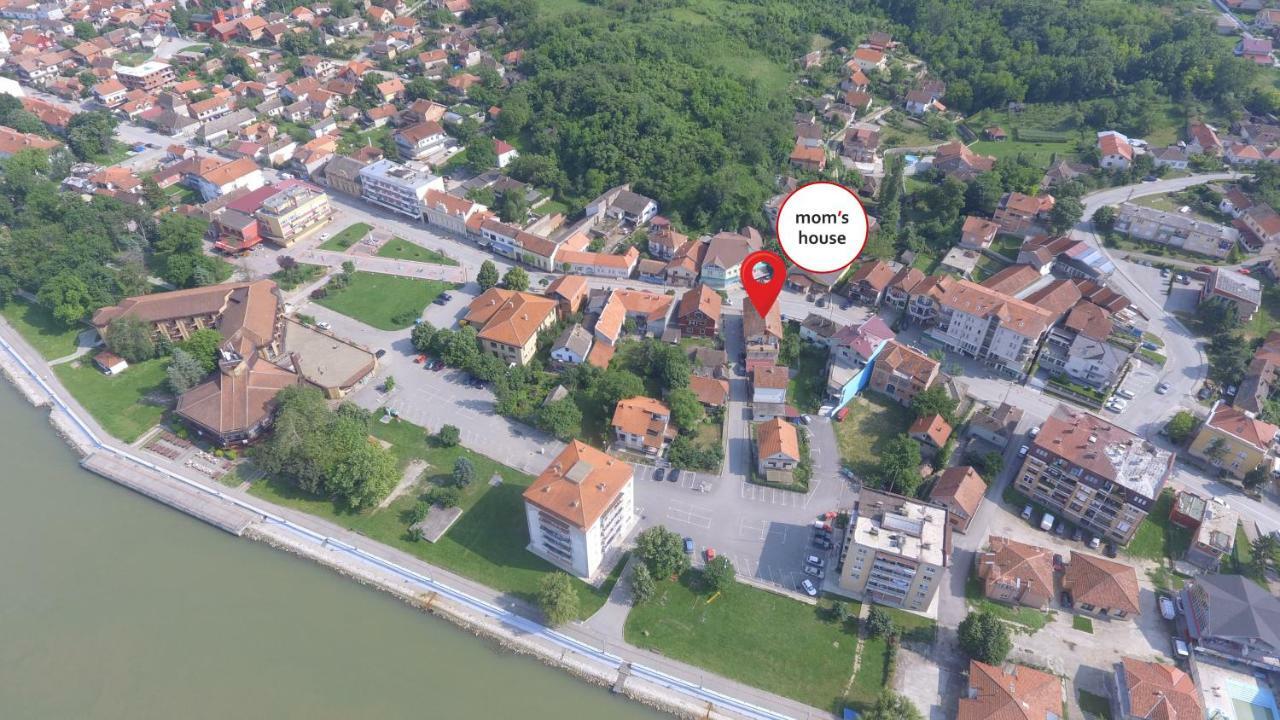 Moms House Hotel Golubac Bagian luar foto